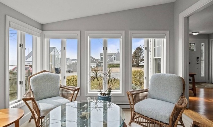 Marion House | Private 4-Bedroom home on Planting Island with water views in all directions