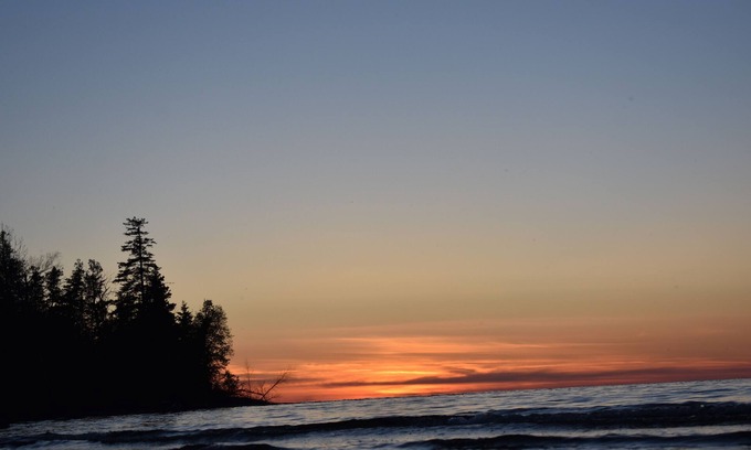 Carp Lake Cottage | Private and secluded lakefront 15 Minutes From Mackinaw City