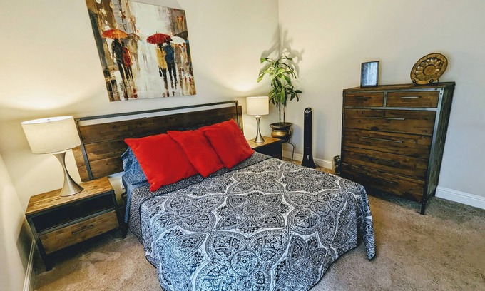 Clovis Apartment | Private apartment style suite. Close to National Parks.