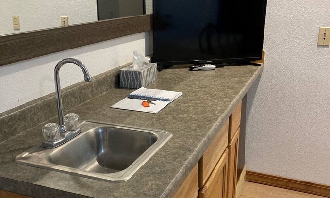 Hill City Bed & Breakfast | Private B&B Suite in the Heart of the Hills!