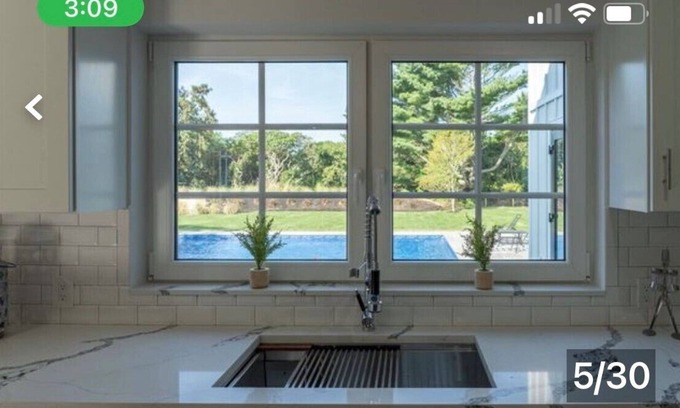 Orient Point Other | Private Beach and Ing Pool! New build 4 bed 4.5 bth Farmhouse! Chefs kitchen
