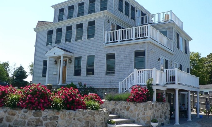 Hyannis House | Private Beach Luxury Residence South Hyannis Nantucket Sound