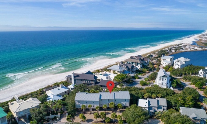 Seacrest Condo | PRIVATE BEACH - Gulf Peeks - Newly renovated - Bikes incl - 7 Palms