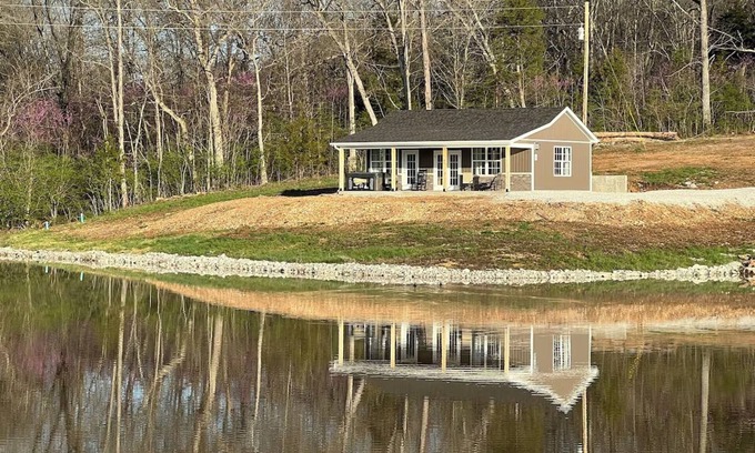 Troy Cabin | Private Cabin on 90 Acres!