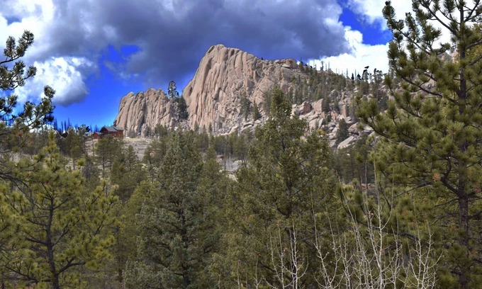 Sedalia House | Private Cabin, Views of Turkey Rock, Hiking, 4X4, Rock Climbing, Fishing, Wifi