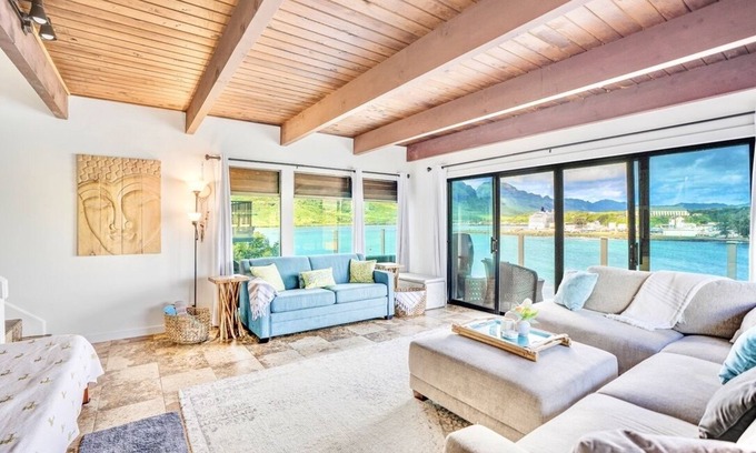 Nawiliwili Condo | Private Cliffside Ohana Retreat at Kalapaki Beach!