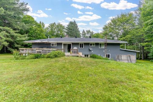 Bracebridge House | Private cottage with 26 acre & outdoor games