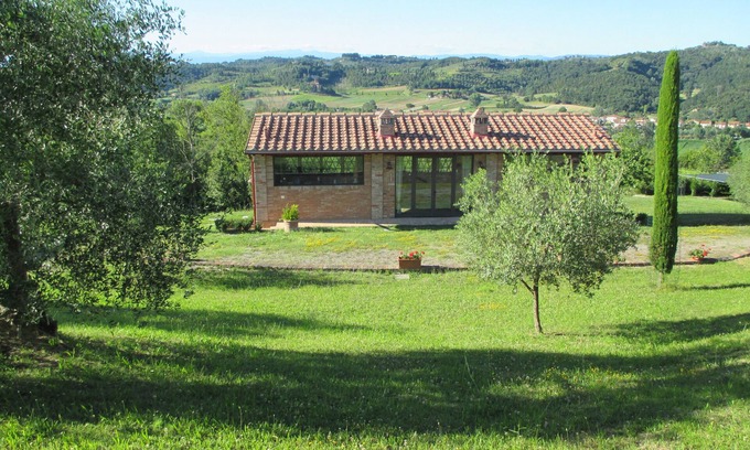 Toiano House | Private, country-house with infinity pool near Firenze, Pisa, Lucca e Siena