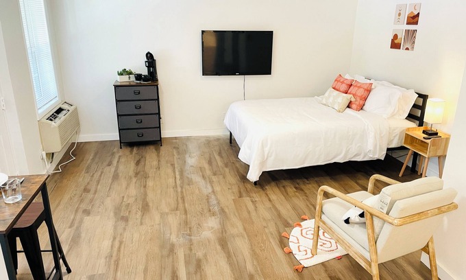 Little Rock Medical District Apartment | Private Cozy Studio Unit Near UAMS Little Rock