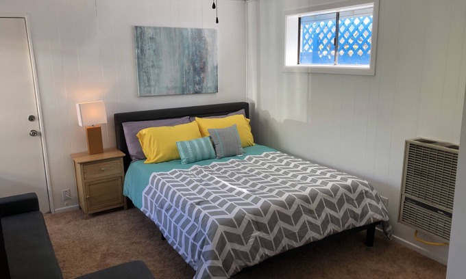 Harbor Cottage | Private Entrance In The South Bay III