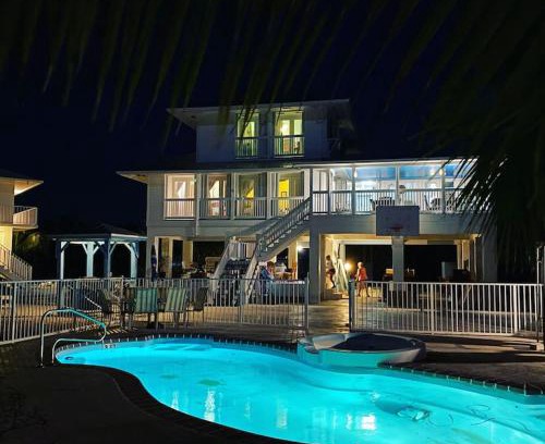 Cudjoe Key Villa | Private Estate Pool Ocean View 20 minutes to Key West