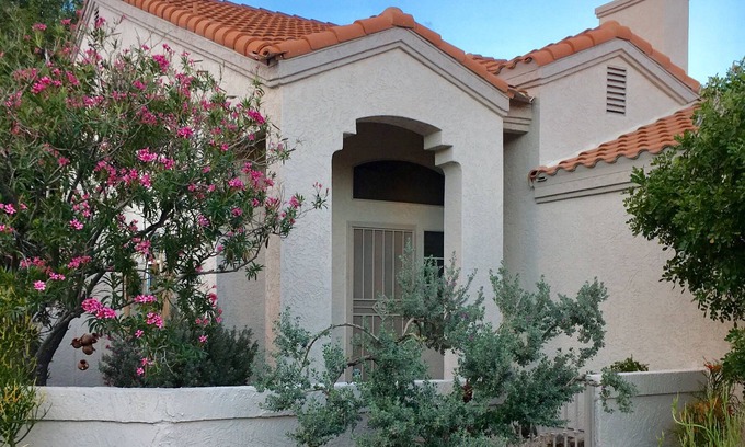 North Mountain House | Private floor, 2 bedrooms, family room and private bathroom, in downstairs suite