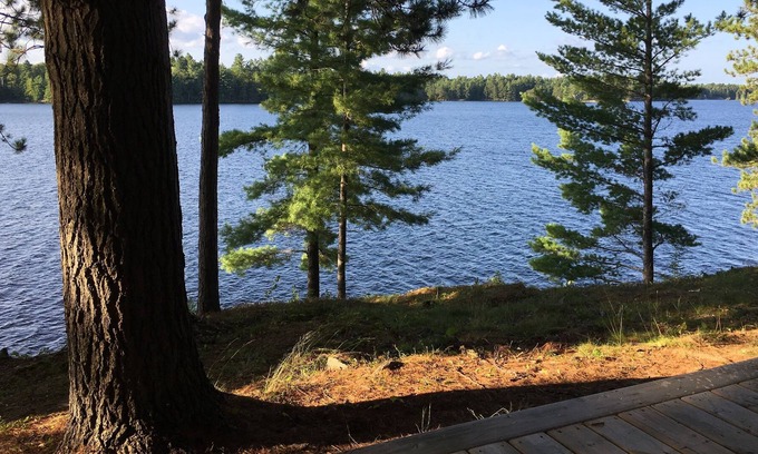 Gilmour Cottage | Private Get Away Cottage on Weslemkoon- Boat Access