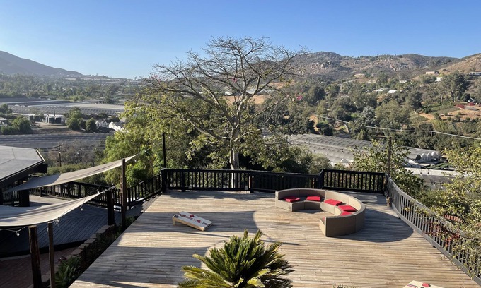 San Marcos House | Private Hilltop Farmhouse spacious & fast access to San Diego County Attractions