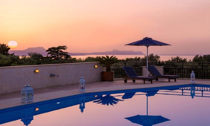 Atsipópoulon Villa | Private Holiday Villa With Amazing Views & Large Private Pool (Rithymna Mansion)
