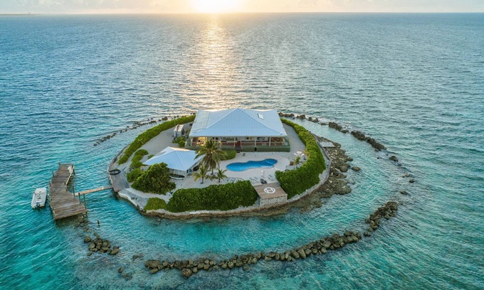 Tingler Island House | Private Island Getaway: Luxury Villa, Pool, Dock, Ocean Views in FL Keys