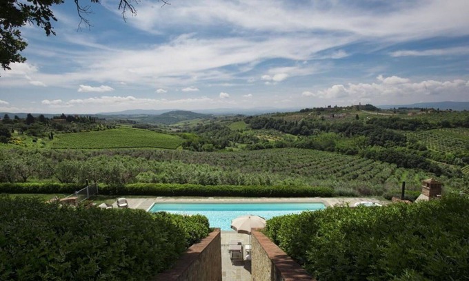 Tavarnelle Val di Pesa Villa | Private Villa with sauna, A/C, private pool, WIFI, hot tub, TV, patio, close to Greve In Chianti