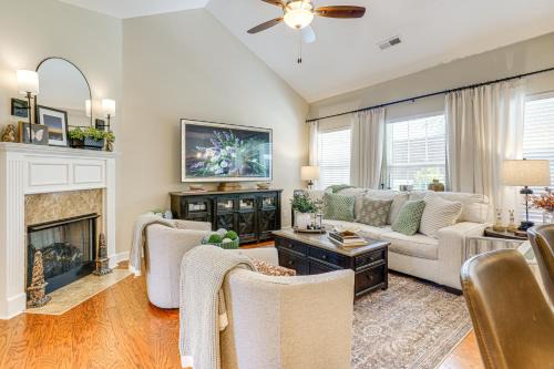 Cleveland Apartment | Private Patio Residential Condo in Cleveland!