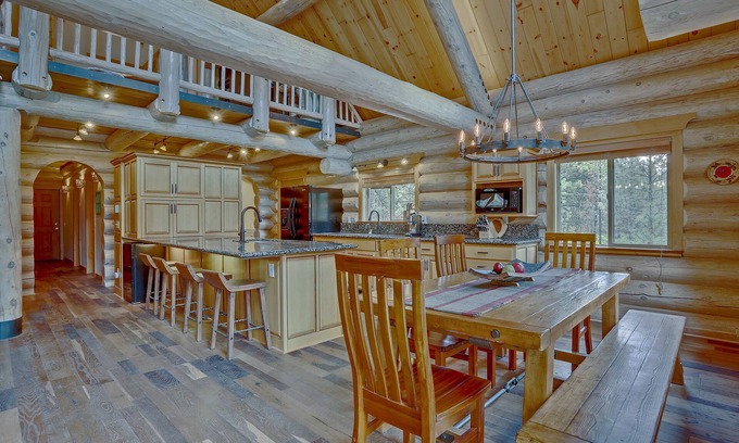 River Forest Acres House | Private Riverfront Log Cabin Retreat on 1.5 Acres, Bordering the National Forest