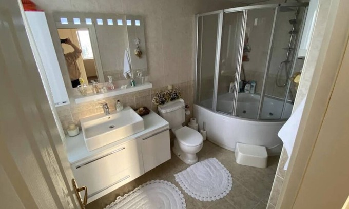 Muratpasa Apartment | Private Room in a beautiful Residance Complex