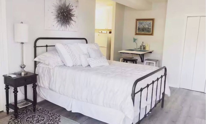 Riverland Terrace Apartment | Private, Serene, Close to Everything Apartment in Charleston.