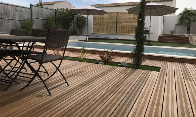 Arces House | Private swimming pool at 29°C - Maison de Bacchus