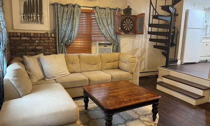 Salem Condo | Private Two Level Condo In Salem’s Historic District