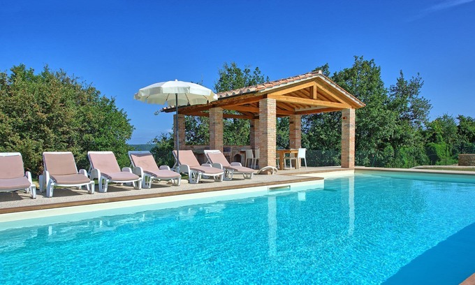 Pieve di Chio Villa | Private Villa with private pool, A/C, WIFI, TV, terrace, panoramic view, parking, close to Arezzo