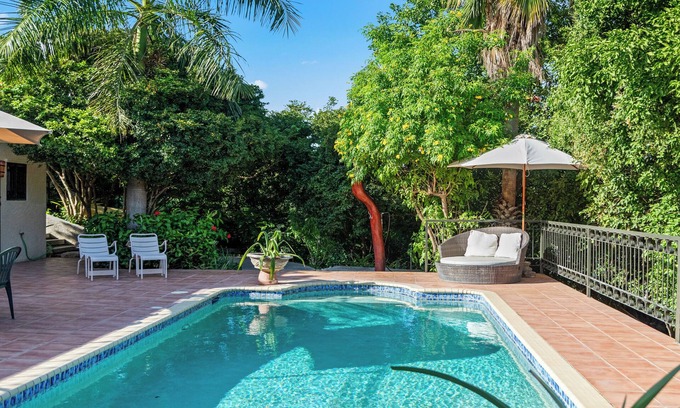 Rooi Catochi Villa | Private Villa on the first floor, large private pool, terrace with garden views!