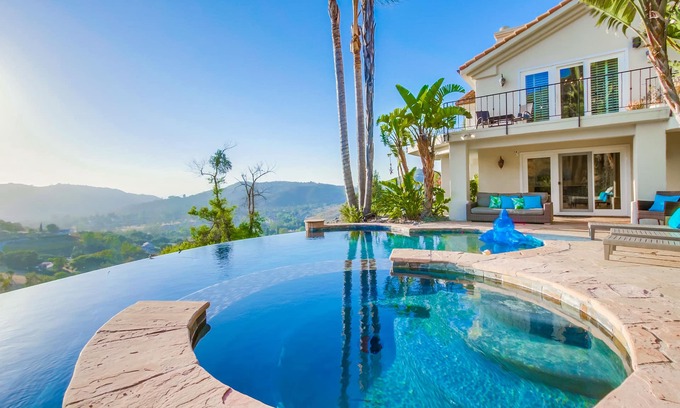 Valley Center House | Private Villa with Infinity Pool and Game Room