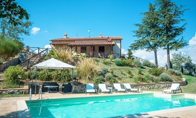 Seggiano House | Private Villa with hot tub, private pool, WIFI, TV, patio, pets allowed, panoramic view, parking