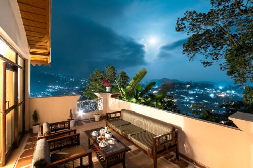 Bhimtal Villa | Private Villa With Lake View