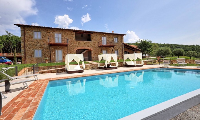 Bibbiena House | Private villa with private pool in a panoramic location for 20 people