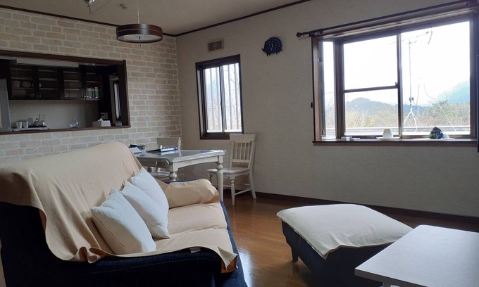 Yufuin Onsen House | Private villa with private hot spring panoramic v/Yufu Ōita