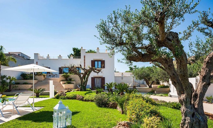 Marausa Villa | Private villa with swimming pool