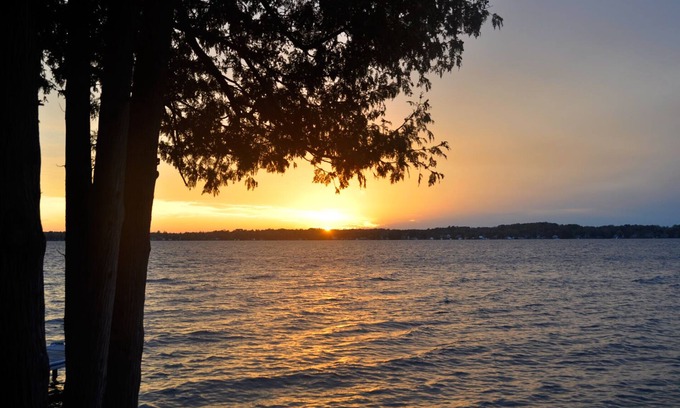 Kawartha Lakes Cottage | Private Waterfront Cottage in the Kawarthas