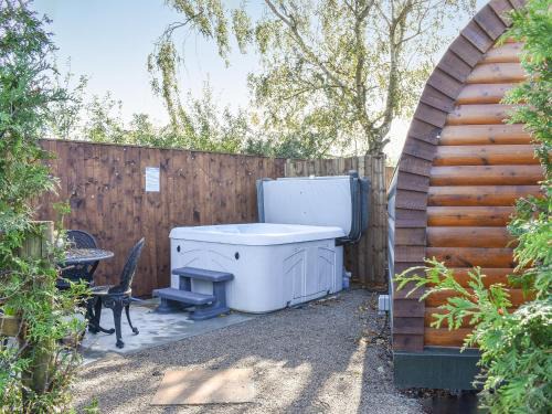 Westhead House | Privet Pod - Uk41394