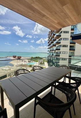 Progreso Municipality Apartment | Progreso Luxury Oceanfront Condo at Yucalpetén Resort Marina
