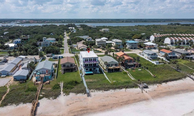 Vilano Beach House | Prominent Industrial Style Ocean Front Home
