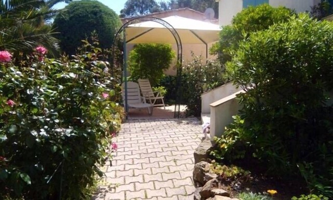 La Croix-Valmer Apartment | PROMO: air-conditioned 3 * 2-bedroom apartment, 600m from gigaro beach, garden.