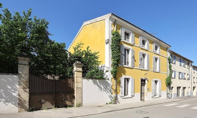 La Roque-d'Antheron House | PROVENCAL HOUSE IDEAL FOR LARGE FAMILIES