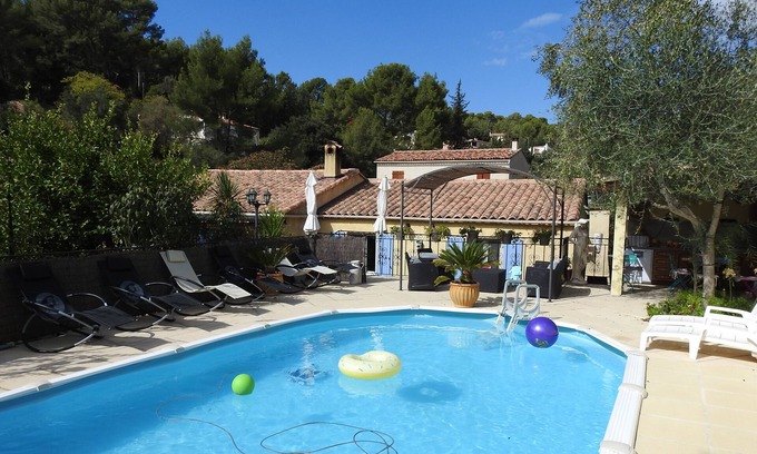 Ceyreste Villa | PROVENCAL VILLA CLOSE TO CASSIS 5mm FROM THE BEACHES OF THE COTTON