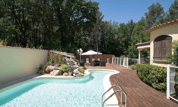 Nans-les-Pins Villa | PROVENCAL VILLA WITH SWIMMING POOL. THE MAS DES SENTES