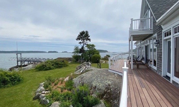 Spruce Head House | Pumpkin Point, Ocean Views, Dock