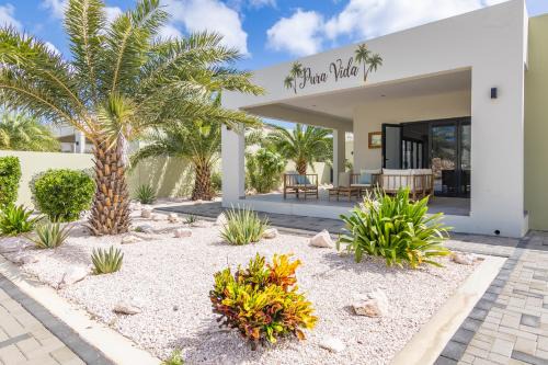 Marie Pampoen Villa | Pura Vida Mambo Beach