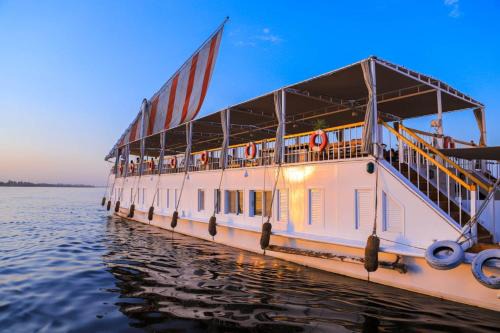 Luxor Boat Rental | Pyramids Dahabiya