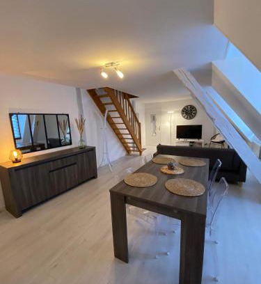 Dieppe Apartment | QUAI 65 , 3 pièces sur le port, à 250 m de la rue piétonne et de la mer