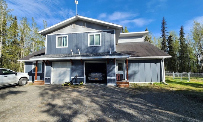 Soldotna House | Quaint 3-bedroom duplex in the heart of Soldotna