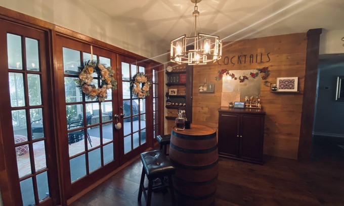 Fairview Shores House | Quaint 3 BR Home in Winter Park/Orlando with Large Yard