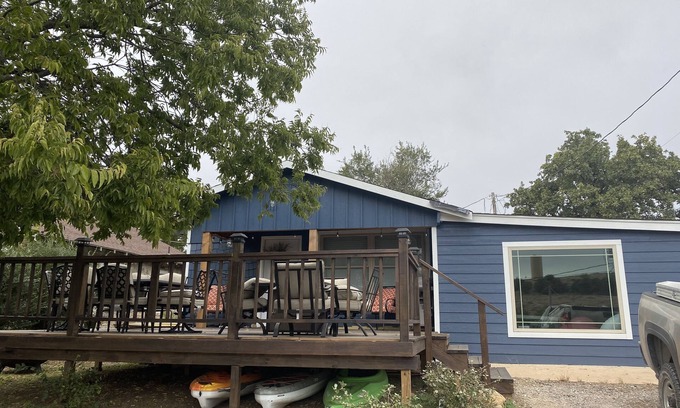 Medicine Park House | Quaint Cabin in the Park